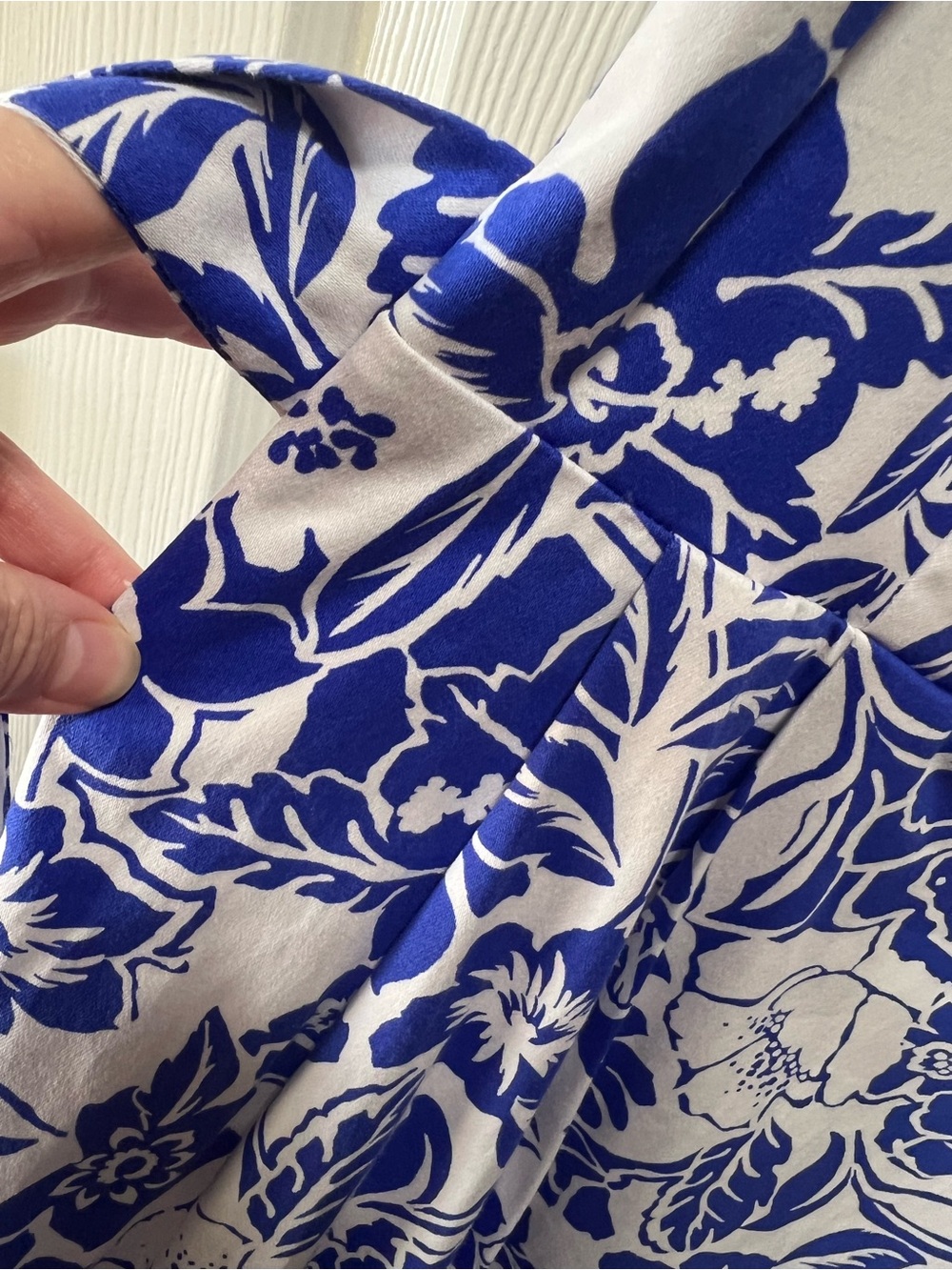 Anne Klein Size 6 Blue White Floral Faux Wrap A-Line Belted Dress - Picture 13 of 17